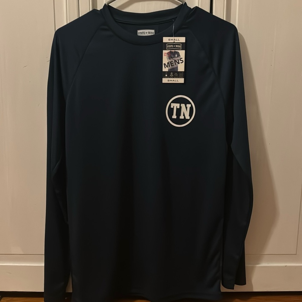men’s new with tags long sleeve dri fit shirt